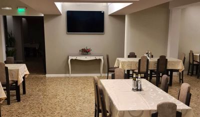 Imagine pentru Hotel Hera 3* valabile pentru Paste  2025