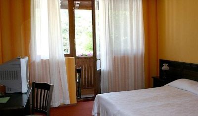 Imagine pentru Hotel Izvora Complex Arbanassi 3* valabile pentru Paste  2025