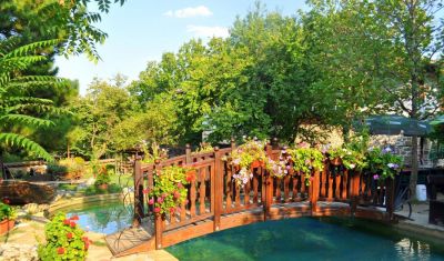 Imagine pentru Hotel Izvora Complex Arbanassi 3* valabile pentru Paste  2025