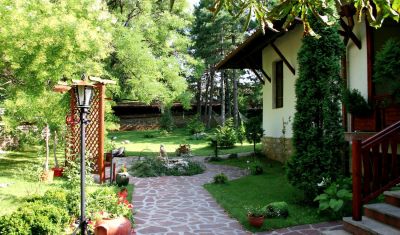 Imagine pentru Hotel Izvora Complex Arbanassi 3* valabile pentru Paste  2025