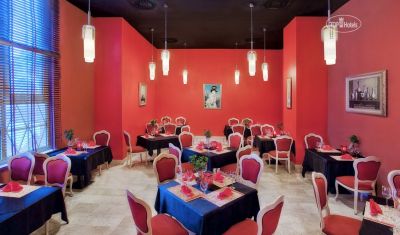 Imagine pentru Hotel Kremlin Palace 5*  valabile pentru Paste  2025