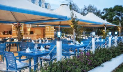 Imagine pentru Hotel Kremlin Palace 5*  valabile pentru Paste  2025