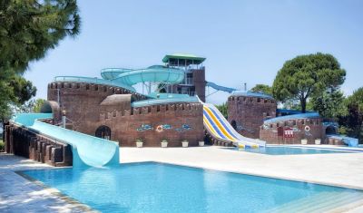 Imagine pentru Hotel Kremlin Palace 5*  valabile pentru Paste  2025