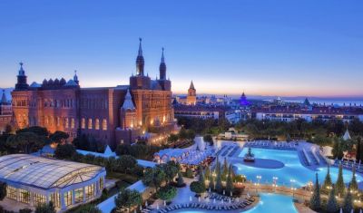 Imagine pentru Hotel Kremlin Palace 5*  valabile pentru Paste  2025