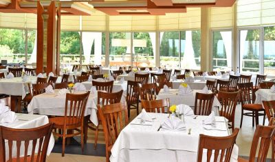 Imagine pentru Hotel Laguna Beach 4*  valabile pentru Paste  2025
