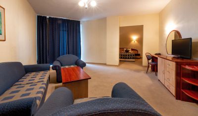Imagine pentru Hotel Lilia 4* valabile pentru Paste  2025