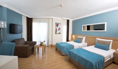 Imagine pentru Hotel Limak Limra 5*  valabile pentru Paste  2025