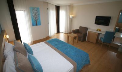 Imagine pentru Hotel Limak Limra 5*  valabile pentru Paste  2025