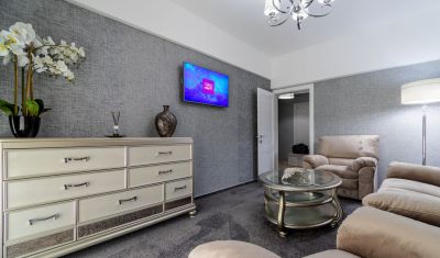 Imagine pentru Hotel Livadia 3*  valabile pentru Paste  2025