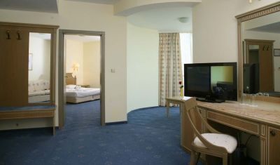 Imagine pentru Hotel Marina Royal Palace 5* valabile pentru Paste  2025