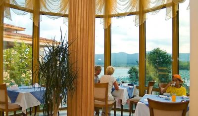 Imagine pentru Hotel Marina Royal Palace 5* valabile pentru Paste  2025