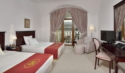 Imagine pentru Hotel Melia Grand Hermitage 5*  valabile pentru Paste  2025