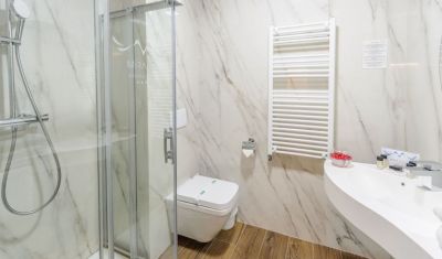 Imagine pentru Hotel Mirage Medspa 4* valabile pentru Paste  2025