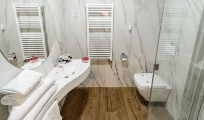 Imagine pentru Hotel Mirage Medspa 4* valabile pentru Paste  2025