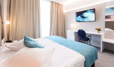 Imagine pentru Hotel Mirage Medspa 4* valabile pentru Paste  2025