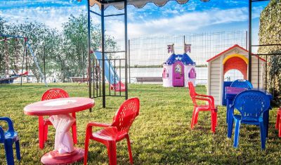 Imagine pentru Hotel Mon Jardin 4*  valabile pentru Paste  2025