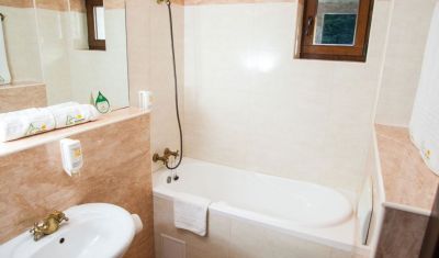 Imagine pentru Hotel Parc Sibiu 3* valabile pentru Paste  2025