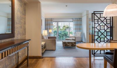 Imagine pentru Hotel Pestana Carlton Madeira 5* valabile pentru Paste  2025