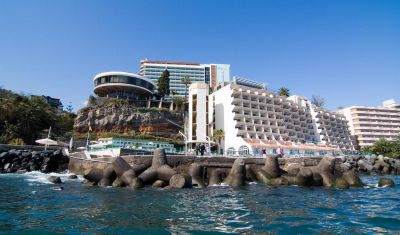 Imagine pentru Hotel Pestana Carlton Madeira 5* valabile pentru Paste  2025