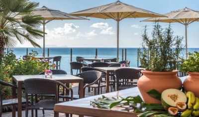 Imagine pentru Hotel Pestana Carlton Madeira 5* valabile pentru Paste  2025