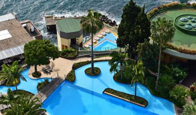 Imagine pentru Hotel Pestana Carlton Madeira 5* valabile pentru Paste  2025
