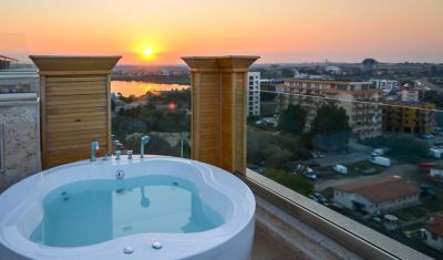 Imagine pentru Hotel Phoenicia Royal 5* valabile pentru Paste  2025