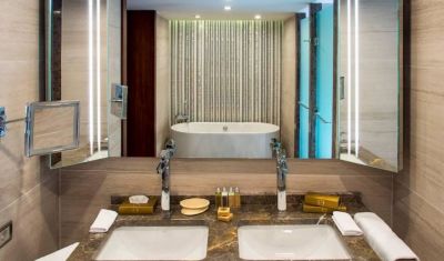 Imagine pentru Hotel Rixos Premium Belek 5*  valabile pentru Paste  2025