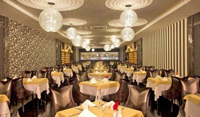 Imagine pentru Hotel Royal Holiday Palace 5* valabile pentru Paste  2025