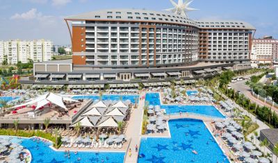 Imagine pentru Hotel Royal Seginus 5* valabile pentru Paste  2025