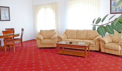 Imagine pentru Hotel Ruia 3* valabile pentru Paste  2025