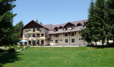 Imagine pentru Hotel Ruia 3* valabile pentru Paste  2025