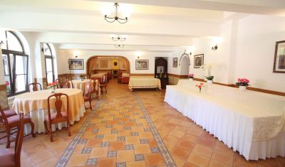 Imagine pentru Hotel Ruia 3* valabile pentru Paste  2025