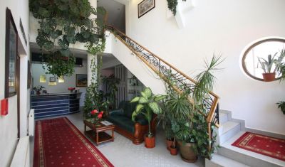 Imagine pentru Hotel Ruia 3* valabile pentru Paste  2025