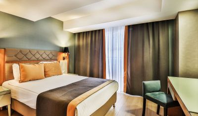 Imagine pentru Hotel Saturn Palace Resort 5* valabile pentru Paste  2025