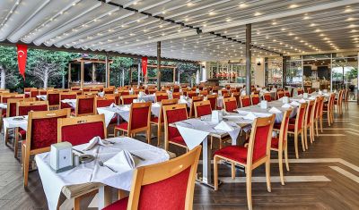 Imagine pentru Hotel Saturn Palace Resort 5* valabile pentru Paste  2025