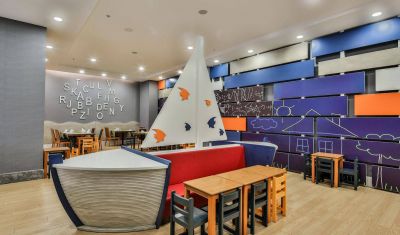 Imagine pentru Hotel Saturn Palace Resort 5* valabile pentru Paste  2025