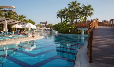 Imagine pentru Hotel Saturn Palace Resort 5* valabile pentru Paste  2025