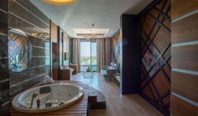 Imagine pentru Hotel Sensitive Premium Resort & Spa 5*  valabile pentru Paste  2025