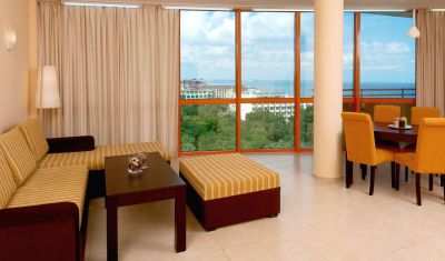Imagine pentru Hotel Sunrise 4*  valabile pentru Paste  2025