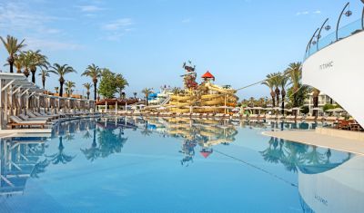 Imagine pentru Hotel Titanic Deluxe Lara 5*  valabile pentru Paste  2025