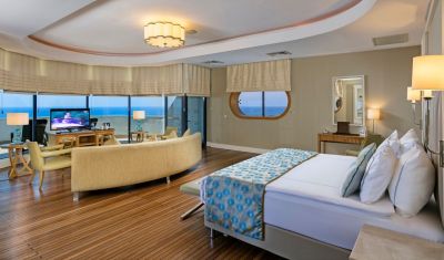 Imagine pentru Hotel Titanic Deluxe Lara 5*  valabile pentru Paste  2025