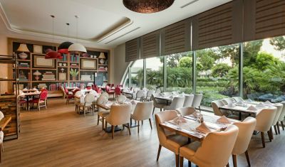 Imagine pentru Hotel Titanic Deluxe Lara 5*  valabile pentru Paste  2025