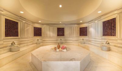 Imagine pentru Hotel Titanic Deluxe Lara 5*  valabile pentru Paste  2025