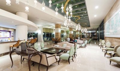 Imagine pentru Hotel Titanic Deluxe Lara 5*  valabile pentru Paste  2025