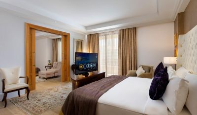 Imagine pentru Hotel Titanic Mardan Palace 5* valabile pentru Paste  2025