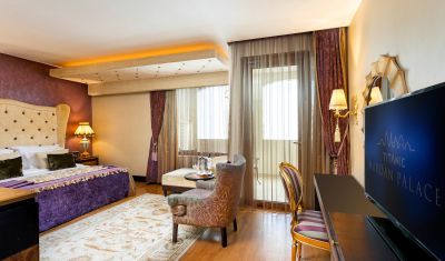 Imagine pentru Hotel Titanic Mardan Palace 5* valabile pentru Paste  2025