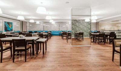 Imagine pentru Hotel Vila Baleira Funchal 4* valabile pentru Paste  2025