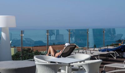 Imagine pentru Hotel Vila Baleira Funchal 4* valabile pentru Paste  2025