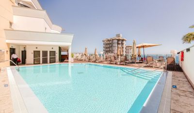 Imagine pentru Hotel Vila Baleira Funchal 4* valabile pentru Paste  2025