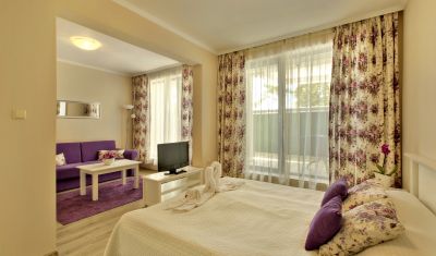 Imagine pentru Hotel White Rock Castle 4*  valabile pentru Paste  2025